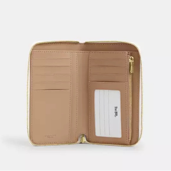 NWT - Coach Medium Id Zip Wallet With Quilting - GOLD/CHALK - Picture 2 of 11